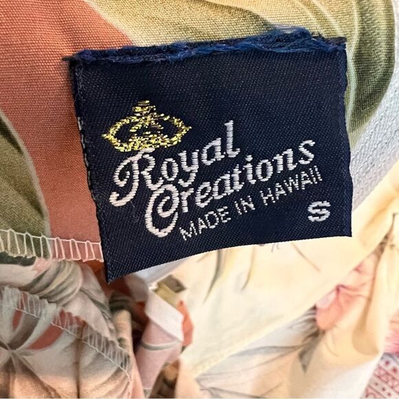 Floral Midi Dress in Peach and Green - Picture 5 of 9